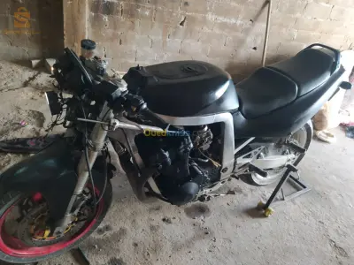 1984gsxr 1100