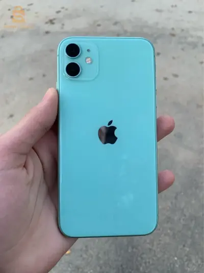 iPhone 11