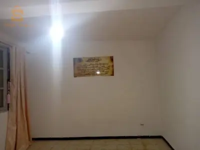 الجزائر