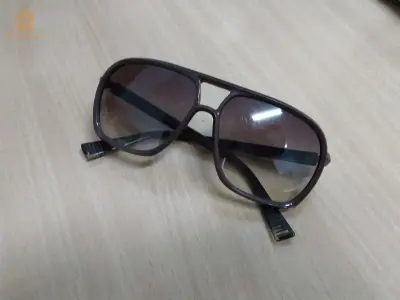 lunettes diesel a vendre etat bon