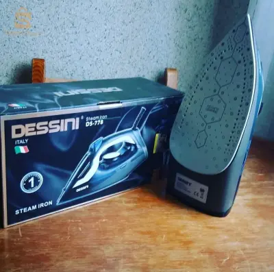 مكواة ملابس