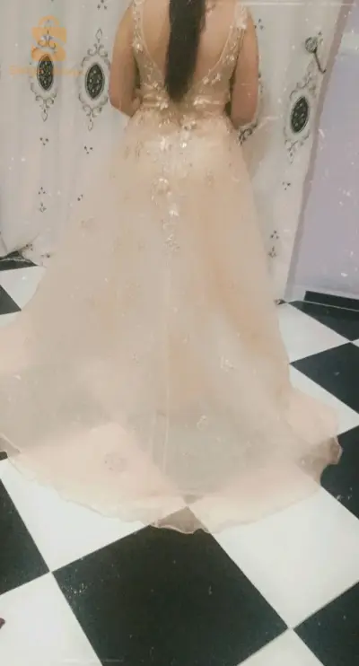 une robe porter une fois