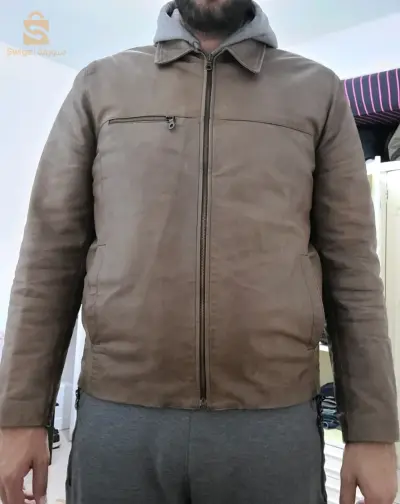 veste cuire coupée