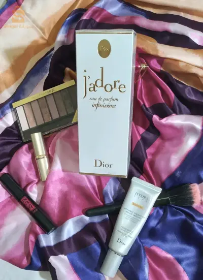 eau de parfum infinissime  J'adore