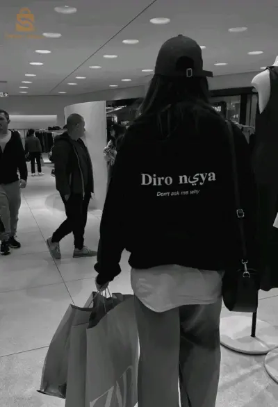 dirou النية sweatshirt