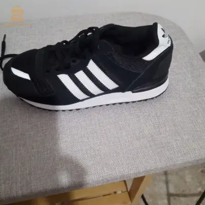 Baskets adidas