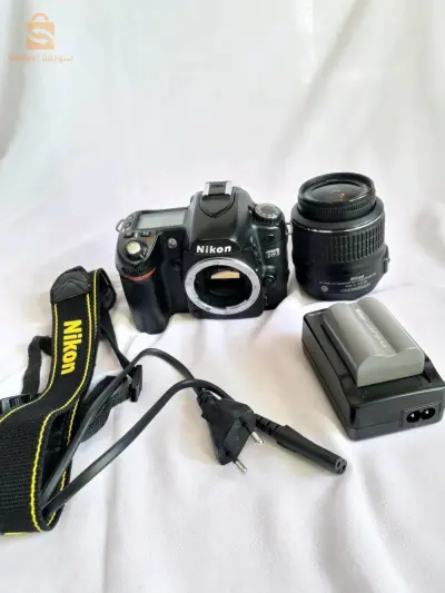 nikon d80 avec 18-55mm + batterie w chargeur d'origine w bandouliere