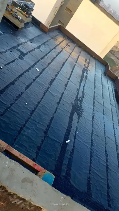 تغليف جميع انواع اسطح المنازل مرحبا بالجميع خبرة 13 سنة في ميدان العزل