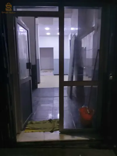 محل يوجد فيه ماء غاز مرحاض 🚾