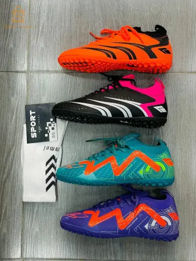 حذاء رياضي sans crampons CR7 Nv model 2