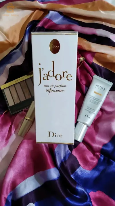 eau de parfum infinissime  J'adore