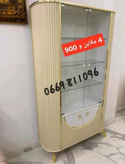 اثاث منزلي خشب أحمر