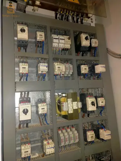 service de maintenance et toute bricole d'électricité