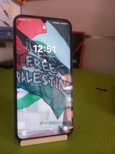 هاتف samsung a34  بكل مستلزاماته