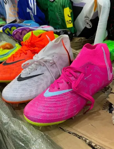 Soli Nike Good