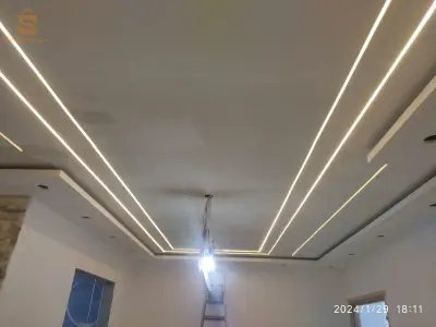 لجميع انواع الديكورات المنزلية و المطاعم وشقق ومحلات فريقنا تحت خدمتكم