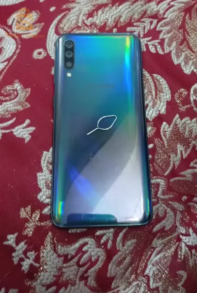 Samsung a50   6/128