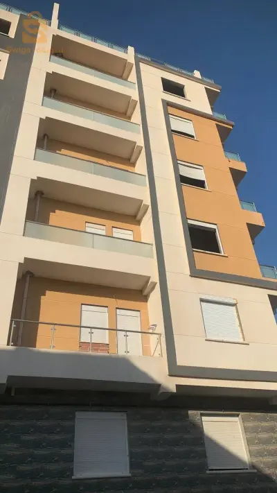 F4 + T Fini   à Alger plage
