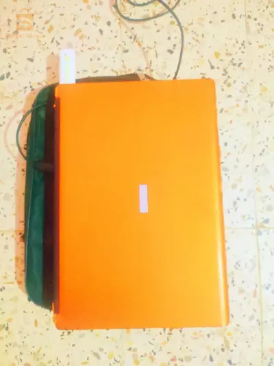 لا بتوب نضيف في حالة جيدة نوع Toshiba