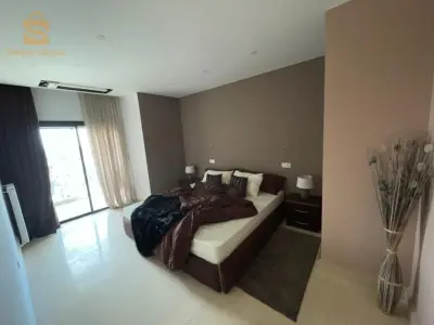 شقق فاخرة للبيع