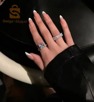 les ongle خمسين ألف