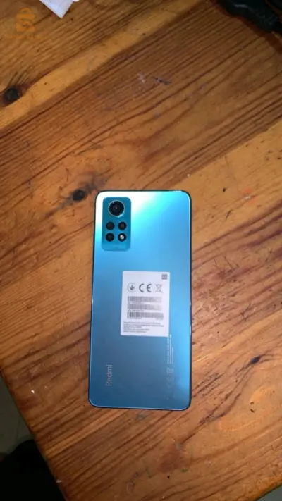 Redmi Note 12 Pro très bonne état 
Avec boîte et chargeur rapide 67w + antichoc
8+4g ram 128g stockage
Camera 108mp + 2x 48mp
Écran amoled 6,8 pouces 120Hz FHD+
Snapdragon 732G