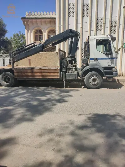 شاحنة رفع ونقل جميع انواع الماكينات عبر الولايات
