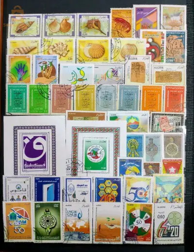 album de timbres d'Algérie