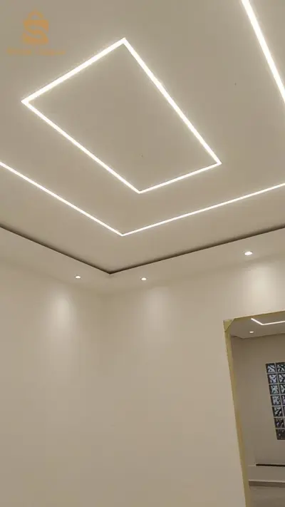 La peinture moderne fonctionne avec une qualité et une fiabilité élevées