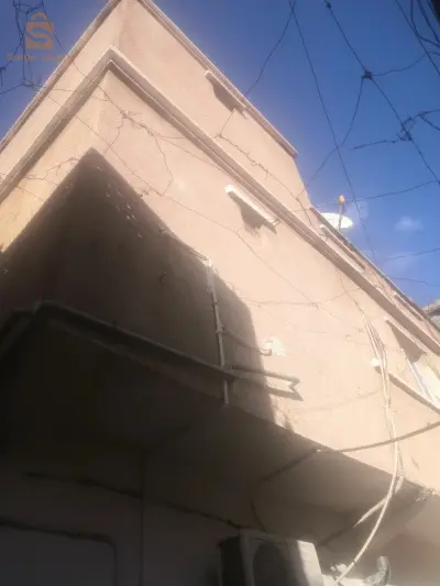 دار أرضي للبيع في عنابة