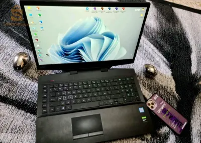 hp Omen 17