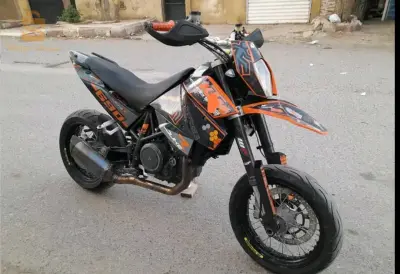 KTM Smc 690