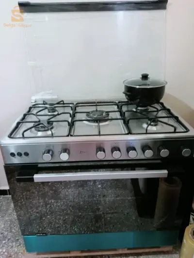 كويزينيار 5 مواقد
