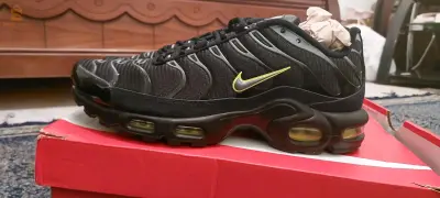 tn Black électrique 42.5