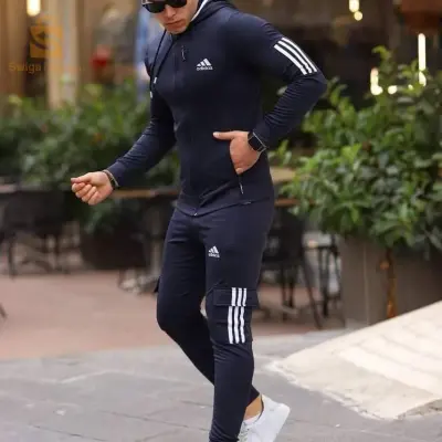 survêtement marque adidas