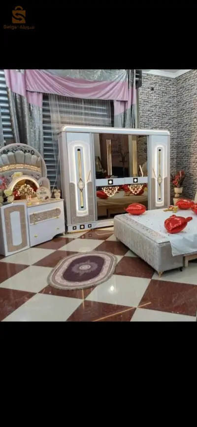 يوجد جميع انواع الاثاث