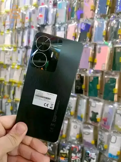 ثلاث ملايين وسبعمئة ألف