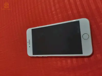iPhone 8