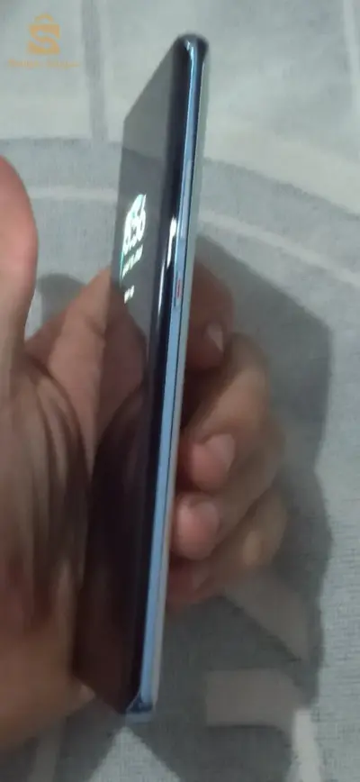 فيه شقة كيما راه يبانلك