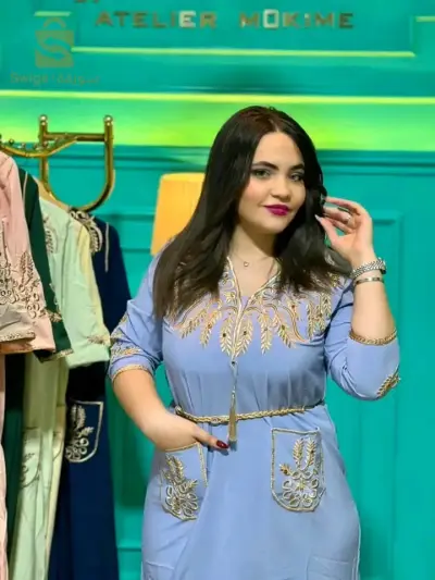 robe d'hotesse pour l'aid
