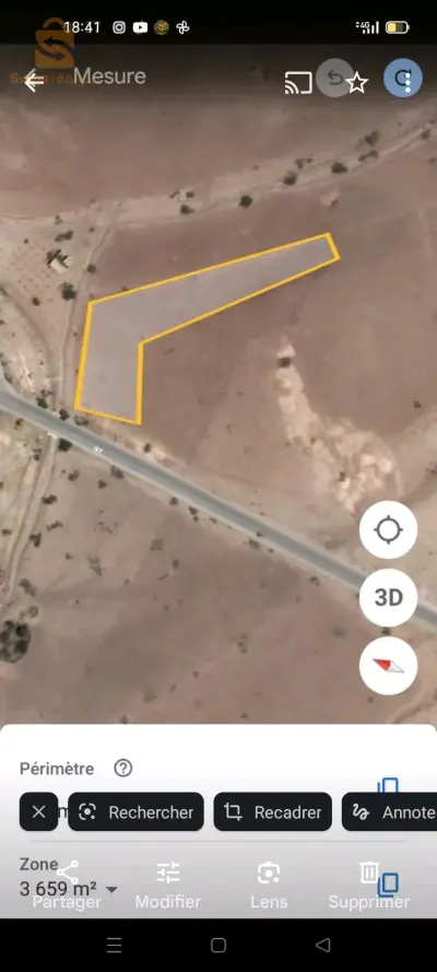 ارض للبيع عقد عرفي مسحاحتها نصف هكتار مع الطريق القديمة  بوالفرايس محور الدوران الجديد غاز ماء كهرباء ....قريبة للسكان