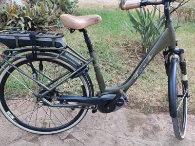 Deux vélos pour huit millions