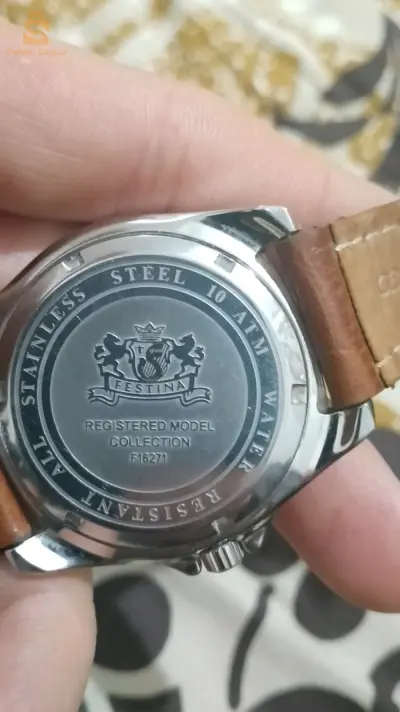 montre classique originale