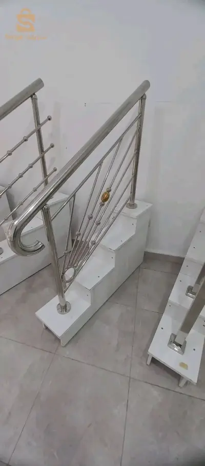 اينوكس