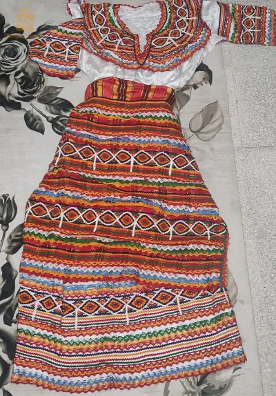 robe kabyle traditionnel