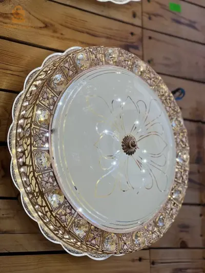 lustre w les hublots
