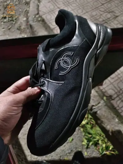 Chanel CC Runner Noir