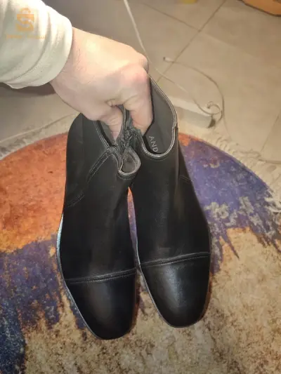 bots homme original Italiy
حداء جلد اصلي