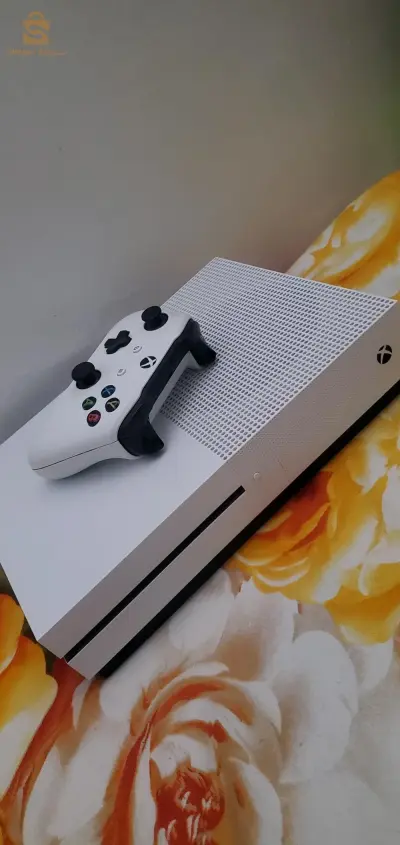 xbox one s 1t avec manette originale