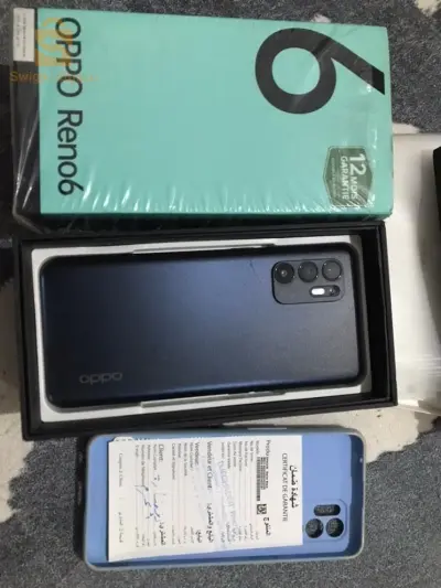 Oppo reno 6 en bon état 8+8/128